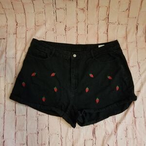 🤍 EUC SHEIN Black Jean Shorts Size 3X